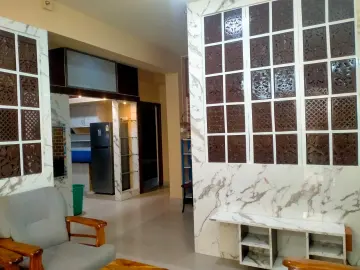 1000302873